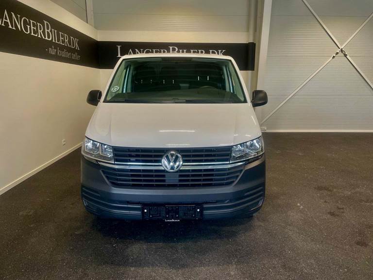VW Transporter 2,0 TDi 110 Kassevogn kort