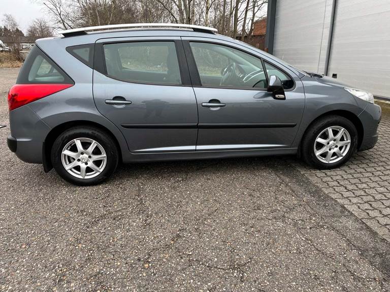 Peugeot 207 1,6 HDi 110 Premium SW