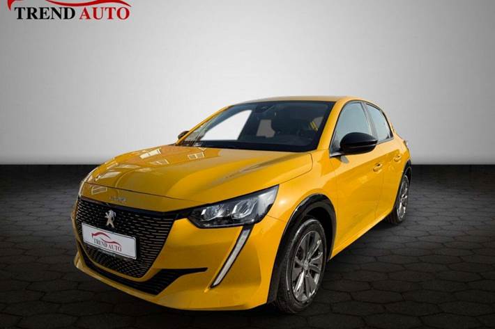 Gul Peugeot e-208 fra 2022 set udefra