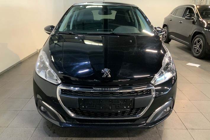 Sort Peugeot 208 fra 2019