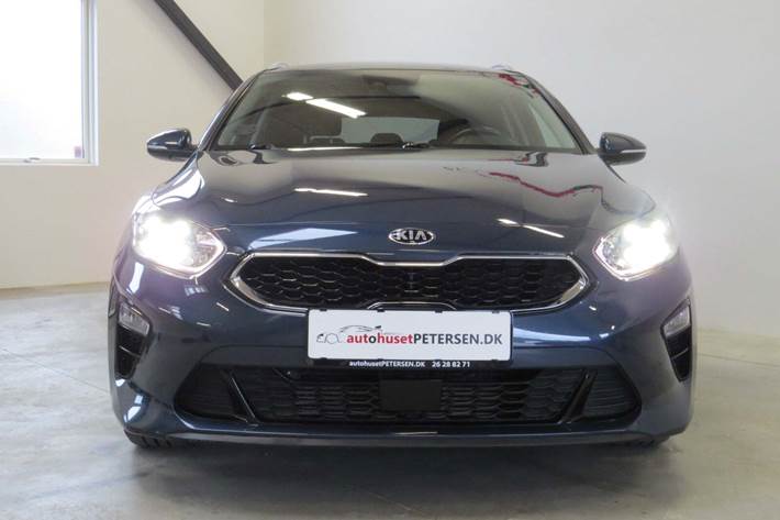 Blå Hyundai i30 fra 2018