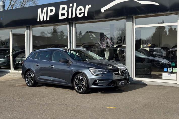 Grå Renault Megane IV fra 2020