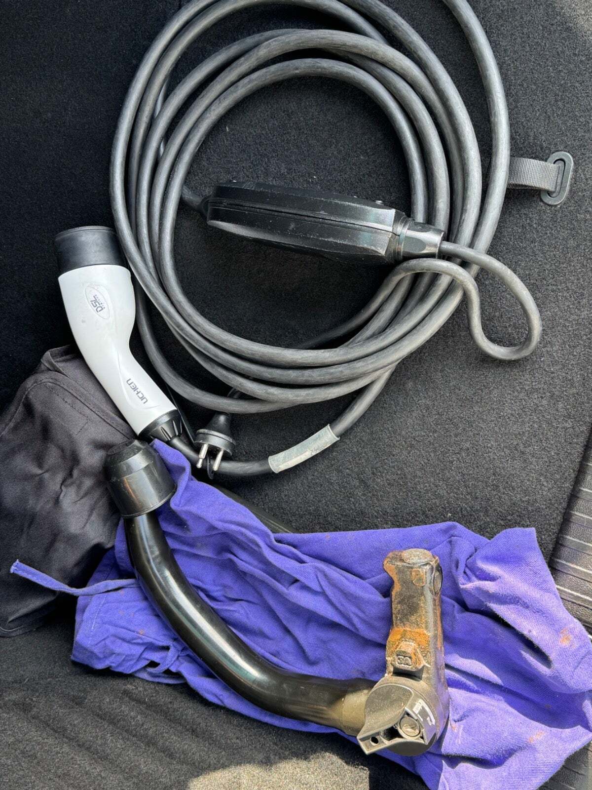 Grå Renault Megane IV fra 2020