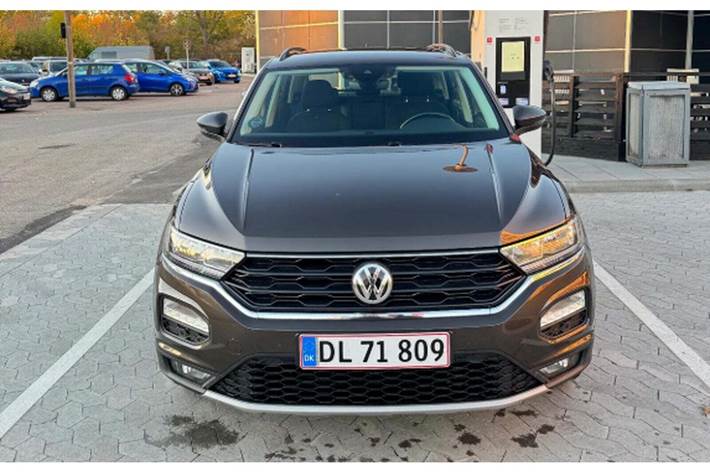 Brun VW T-Roc fra 2019