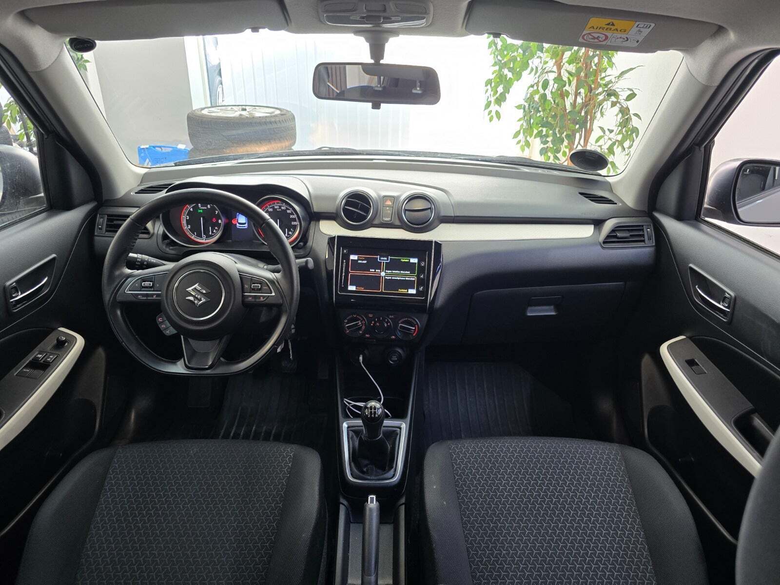 Suzuki Swift 1,2 Dualjet Action KUP