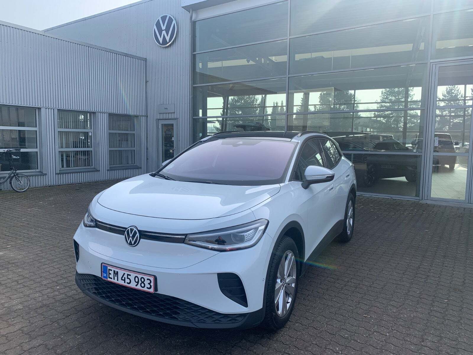 Hvid VW ID.4 fra 2025