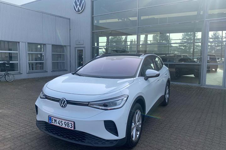 Hvid VW ID.4 fra 2025 set udefra