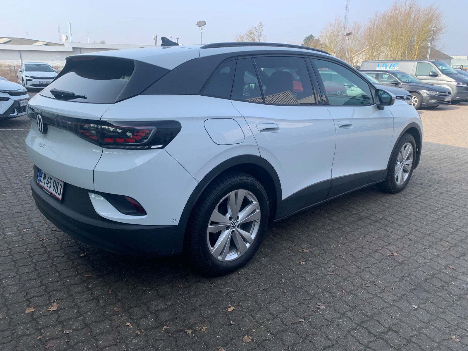 Hvid VW ID.4 fra 2025