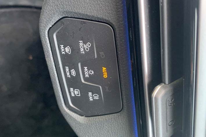 Hvid VW ID.4 fra 2025