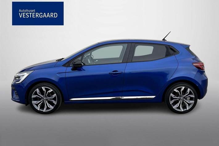 Blå Renault Clio V fra 2020