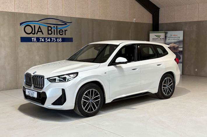 Hvid BMW iX1 fra 2023