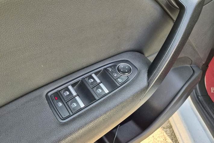 Hvid Renault Captur fra 2021