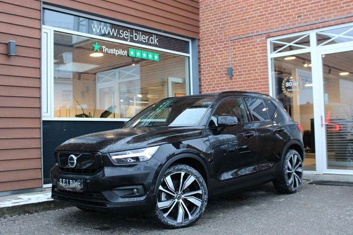 Sort Volvo XC40 fra 2021