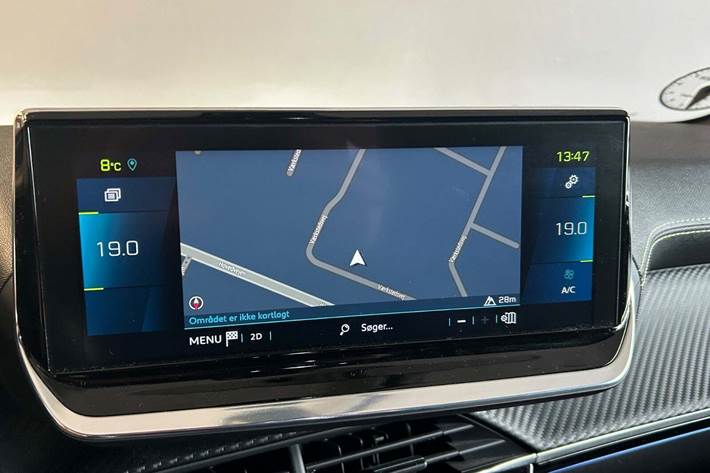 Blå Peugeot e-208 fra 2021