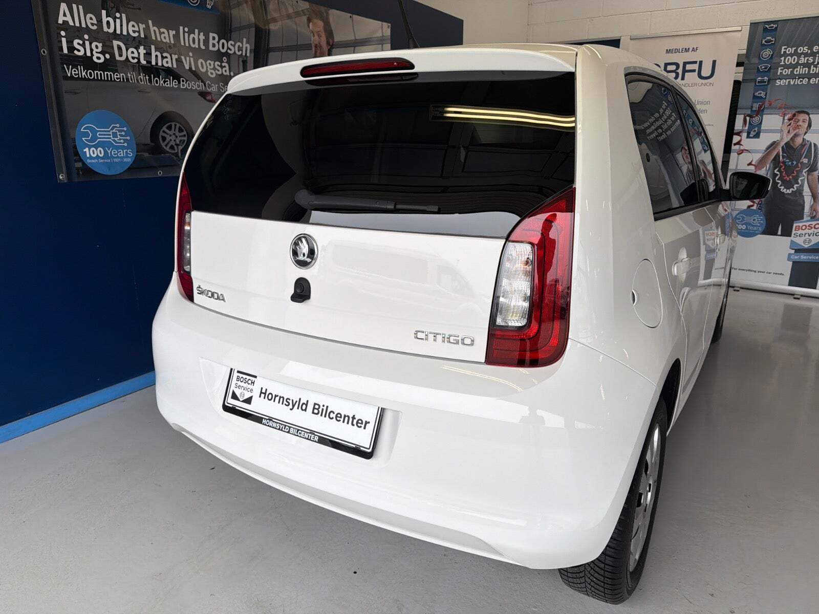 Hvid Skoda Citigo fra 2019