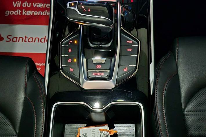 Sort Maxus Euniq6 fra 2023