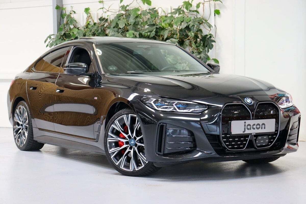 BMW i4 eDrive40 Fully Charged M-Sport