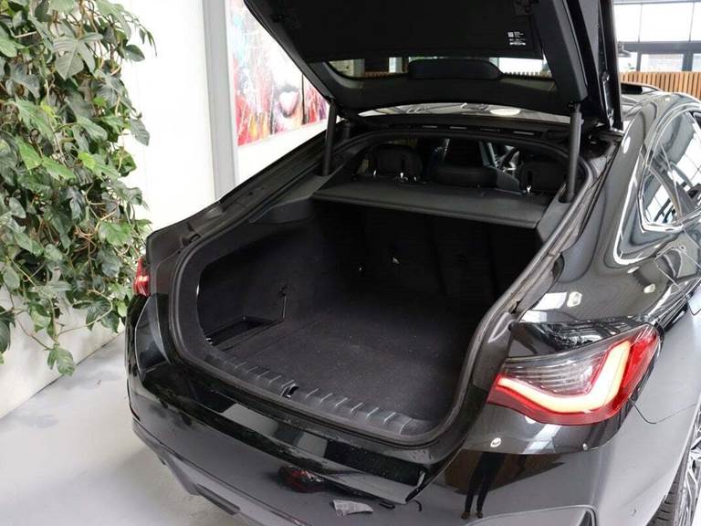 BMW i4 eDrive40 Fully Charged M-Sport