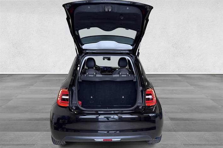 Sort Fiat 500e fra 2023