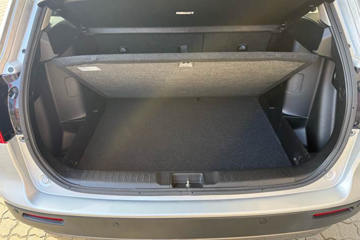 Sølv Suzuki Vitara fra 2021