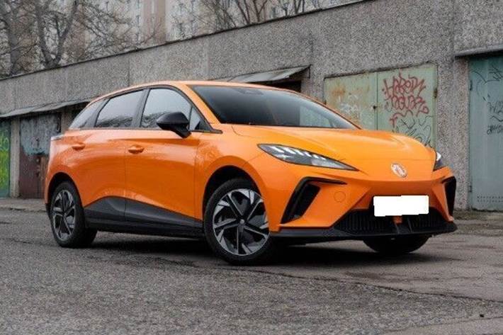 Orange MG MG4 Electric fra 2026