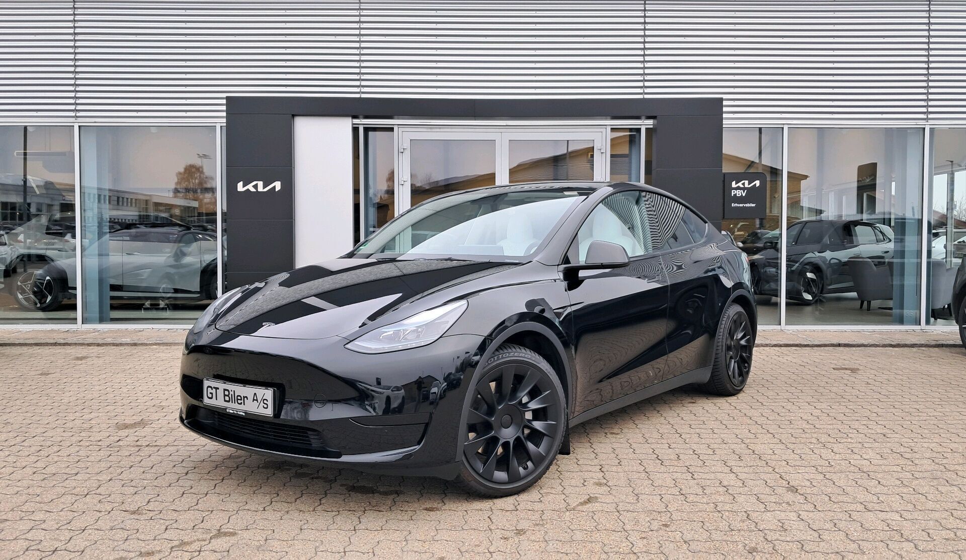 Tesla Model Y EL RWD 299HK 5d Aut.