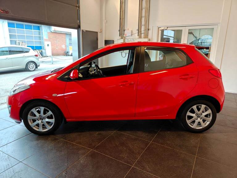 Mazda 2 1,3 Takara Edition