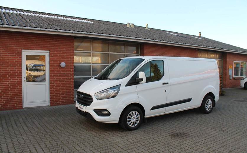 Ford Transit Custom 300 L2 2,0 TDCi 130 Trend