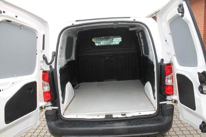 undefined Peugeot Partner fra 2021