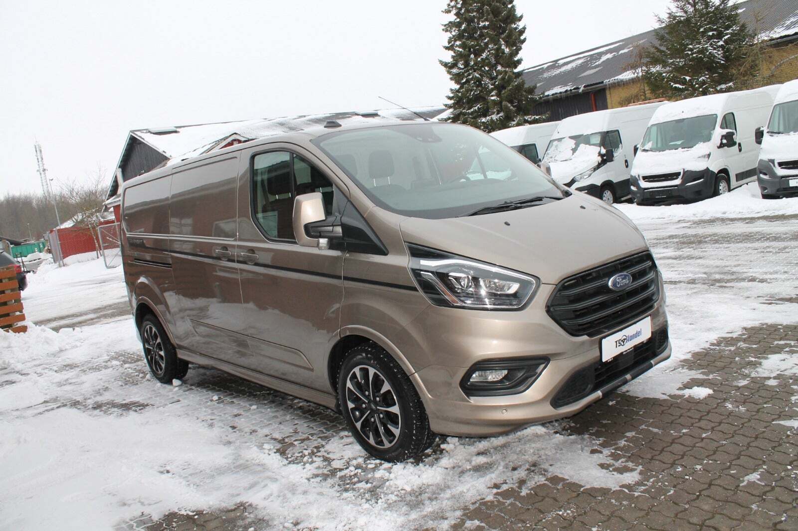 Ford Transit Custom 320L 2,0 TDCi 185 Sport aut.