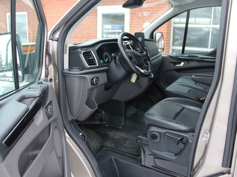 Ford Transit Custom 320L 2,0 TDCi 185 Sport aut.