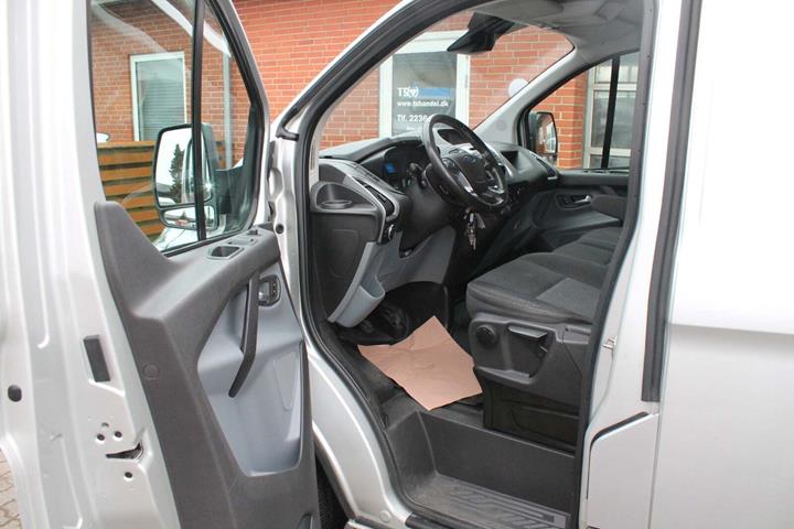 undefined Ford Transit Custom 270 L1 fra 2017 set indefra