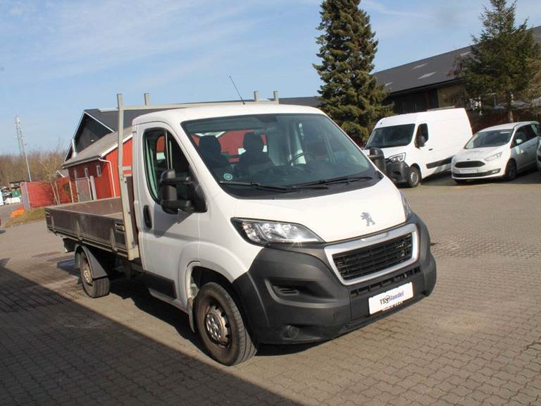 Peugeot Boxer 335 2,2 BlueHDi 165 L3 Plus