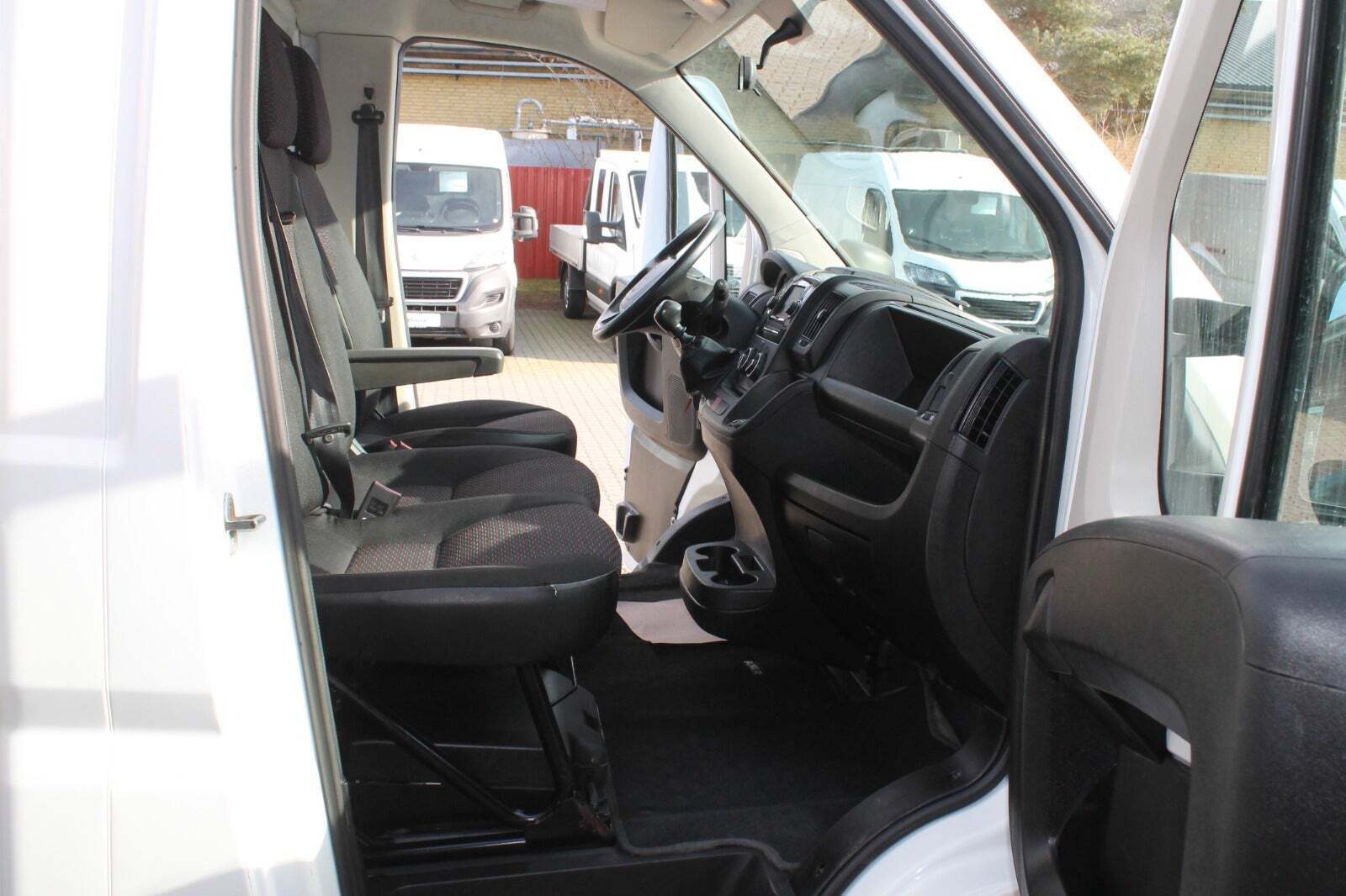undefined Peugeot Boxer 335 fra 2021