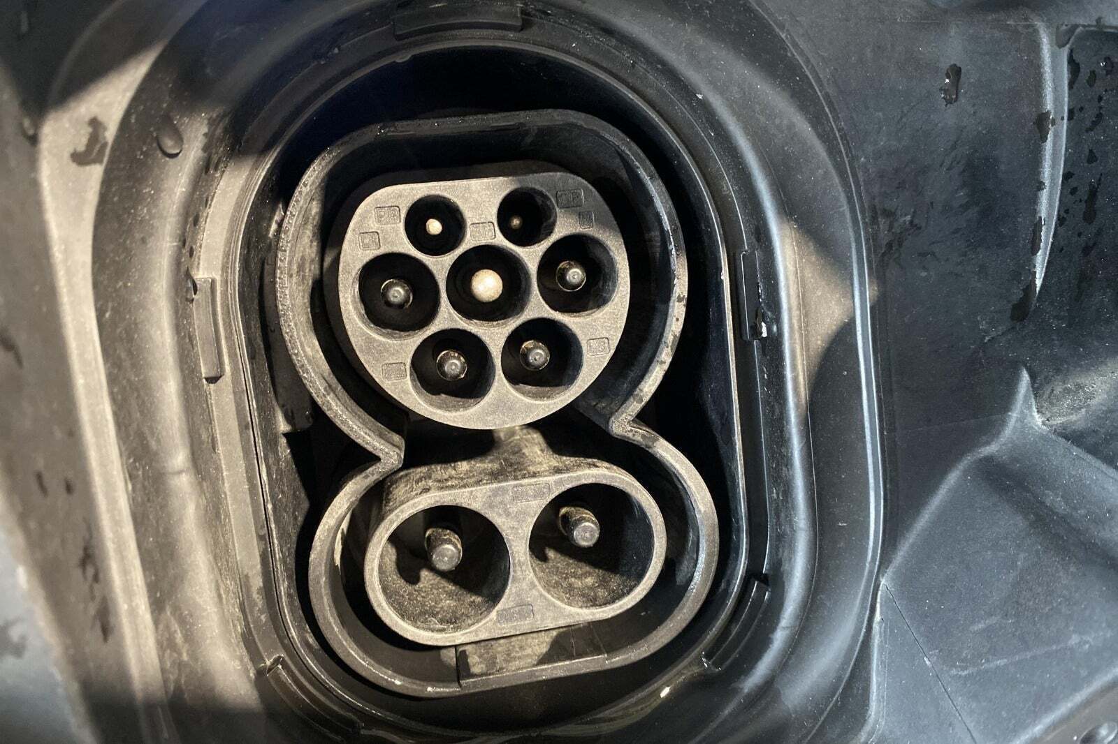 Blå Mini Cooper SE fra 2023