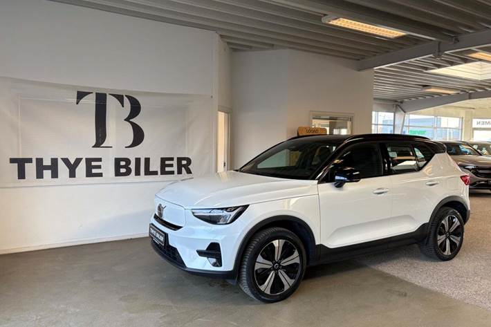 Hvid Volvo XC40 fra 2023