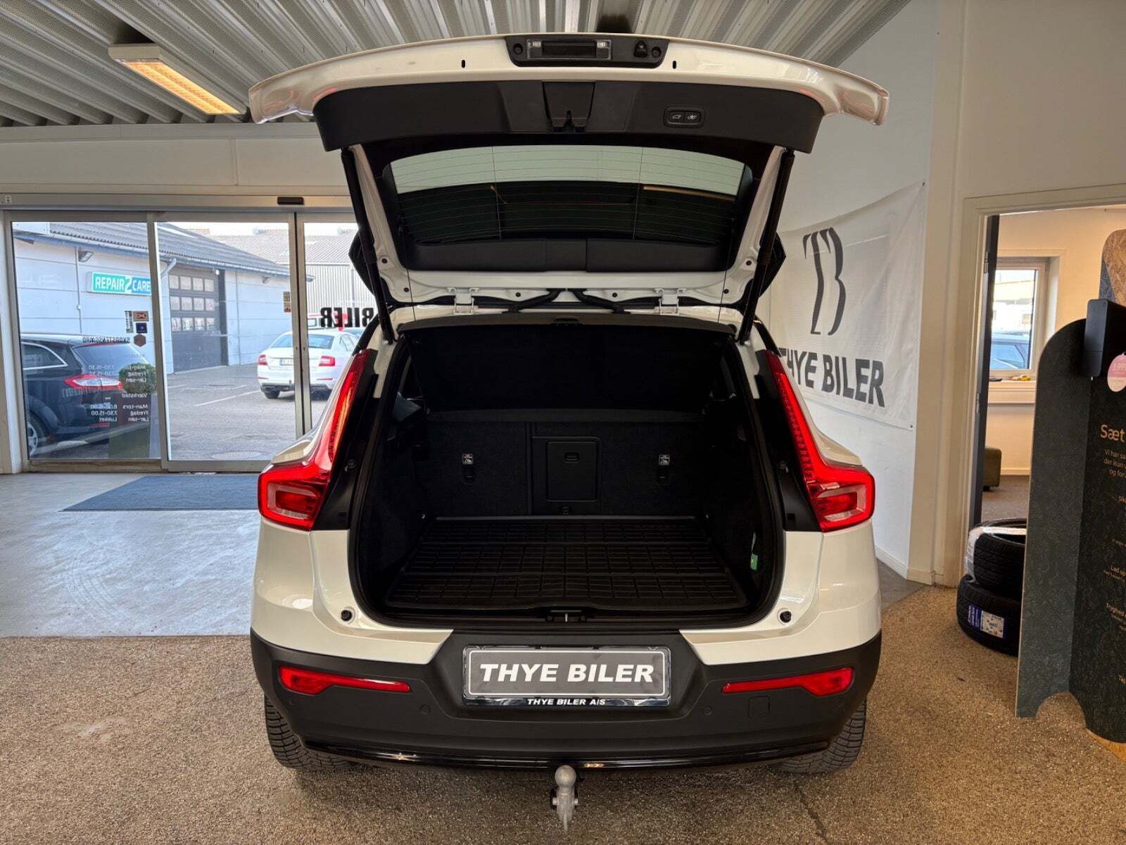 Volvo XC40 P6 ReCharge Core