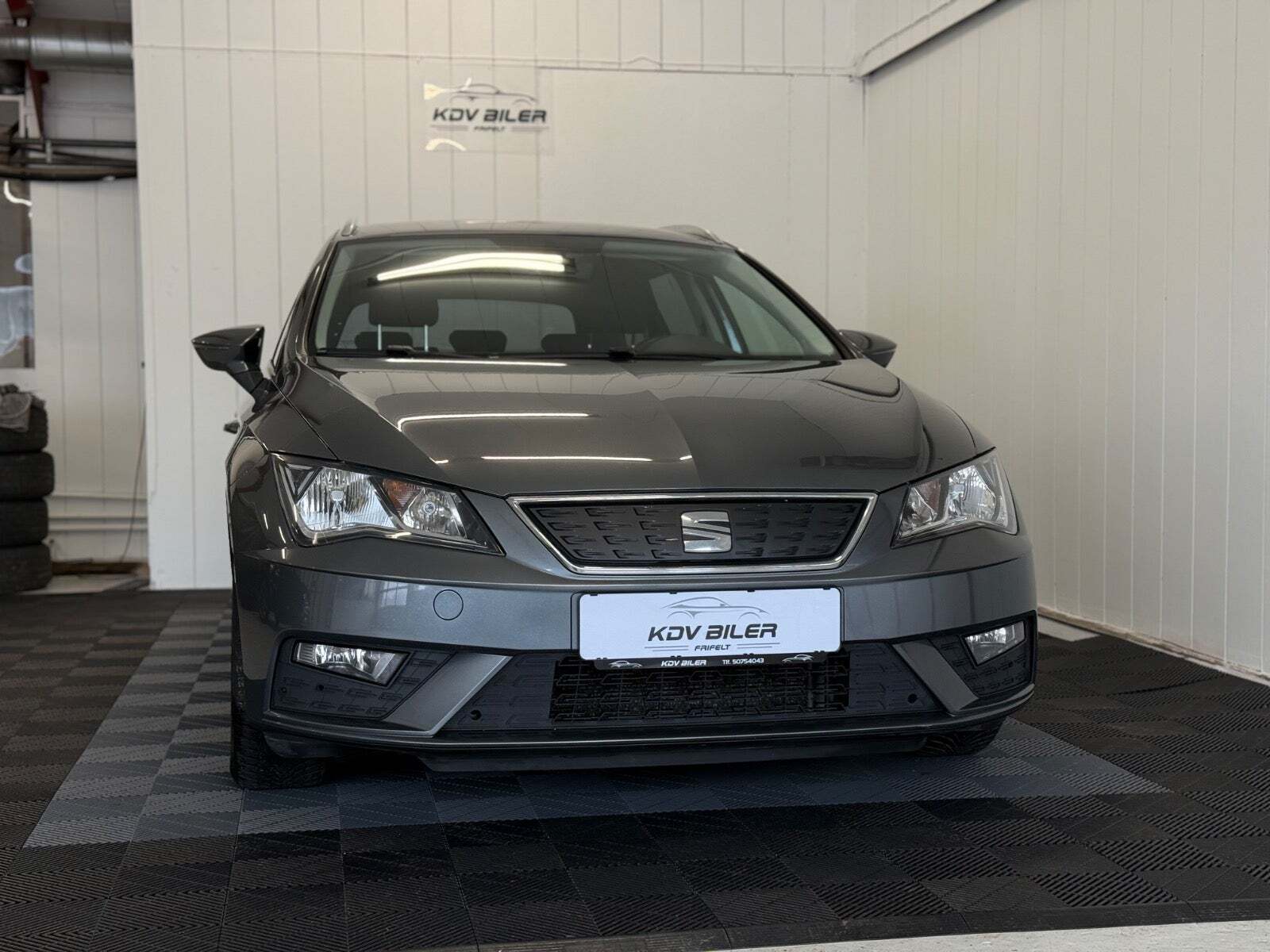 Grå Seat Leon fra 2018