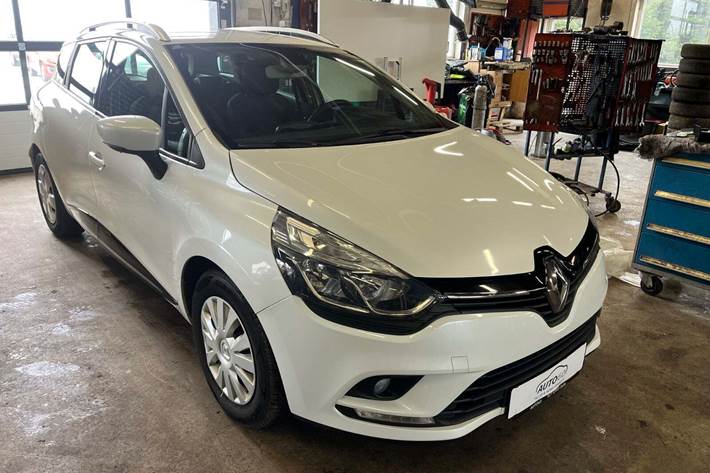 Hvid Renault Clio IV fra 2017