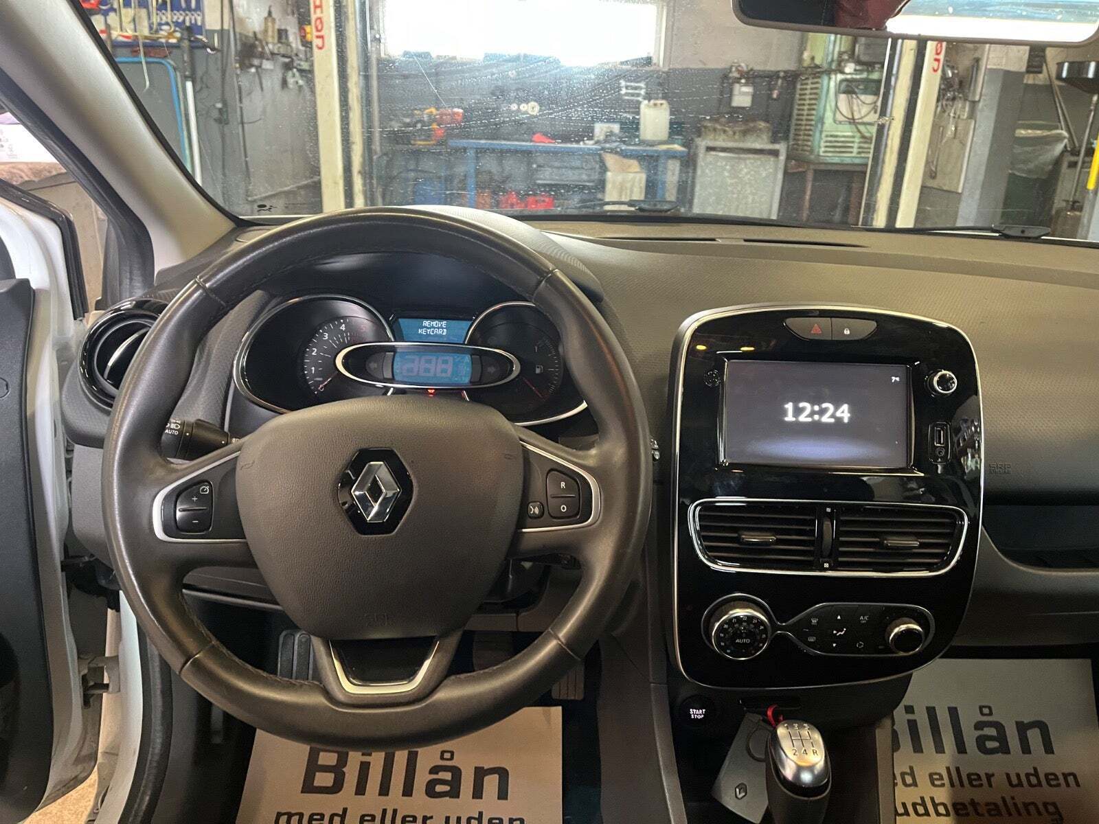 Hvid Renault Clio IV fra 2017