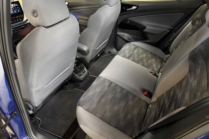 Blå VW ID.4 fra 2023