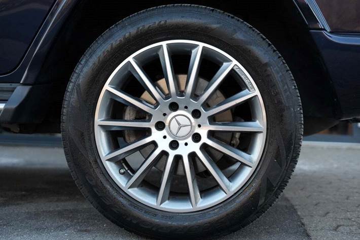 Blå Mercedes G400 d fra 2022