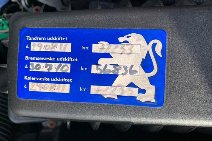 Sort Peugeot 207 fra 2006