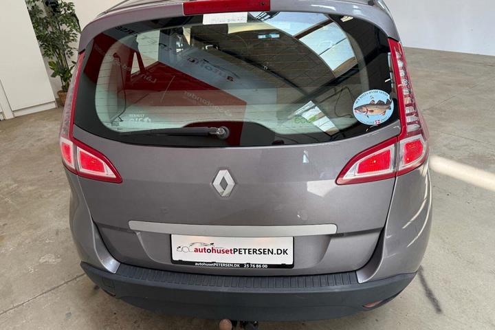 Sort Renault Scenic III fra 2011 set udefra