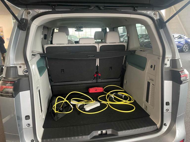 VW ID.Buzz 77 Pro Design SWB