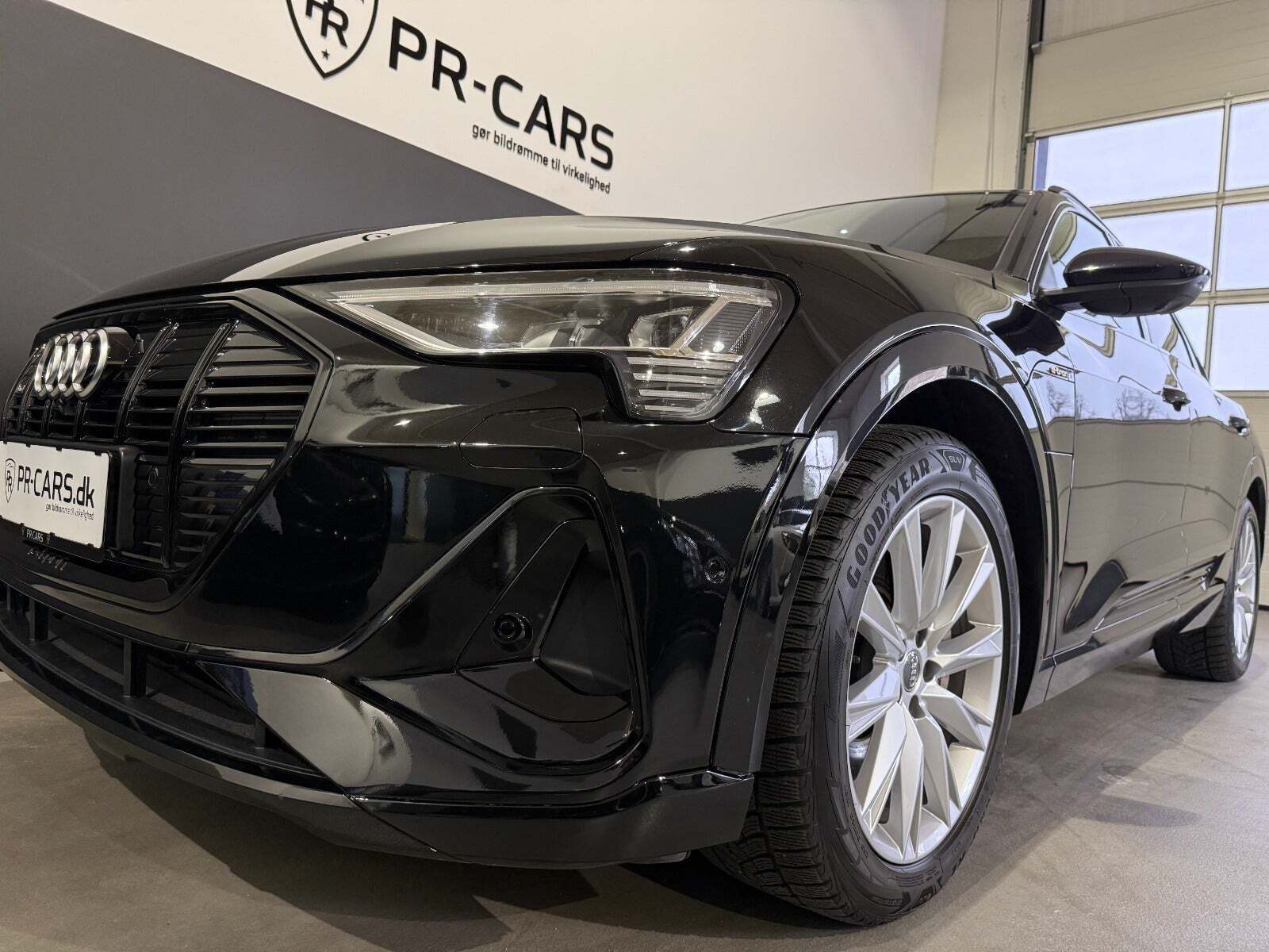 Audi e-tron 55 S-line quattro