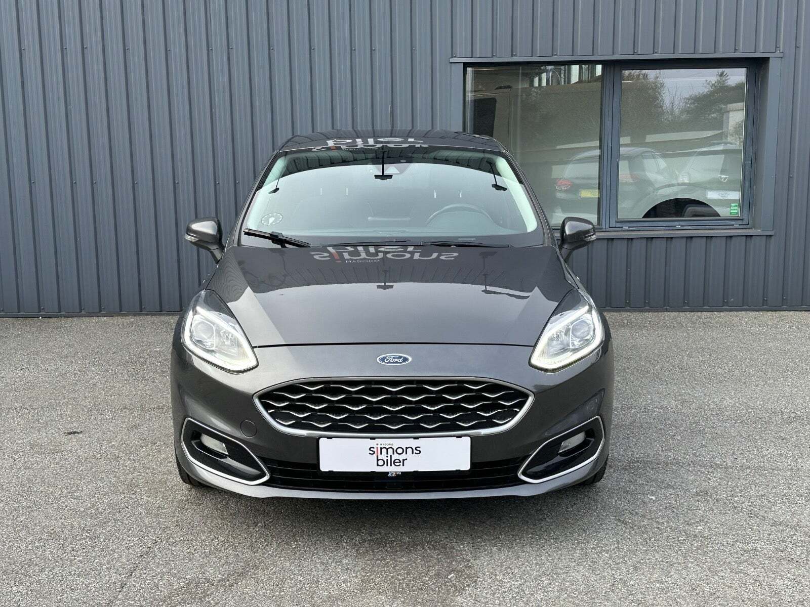 Grå Ford Fiesta fra 2018