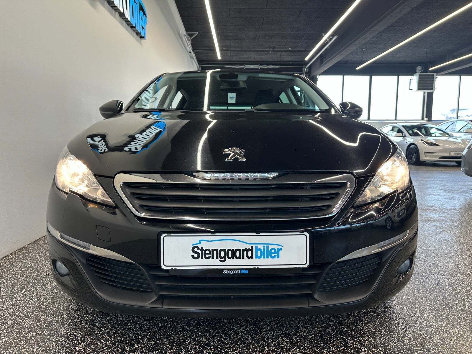 Peugeot 308 1,2 e-THP 130 Active EAT6