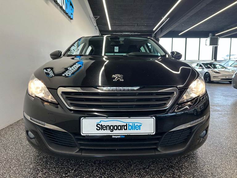 Peugeot 308 1,2 e-THP 130 Active EAT6