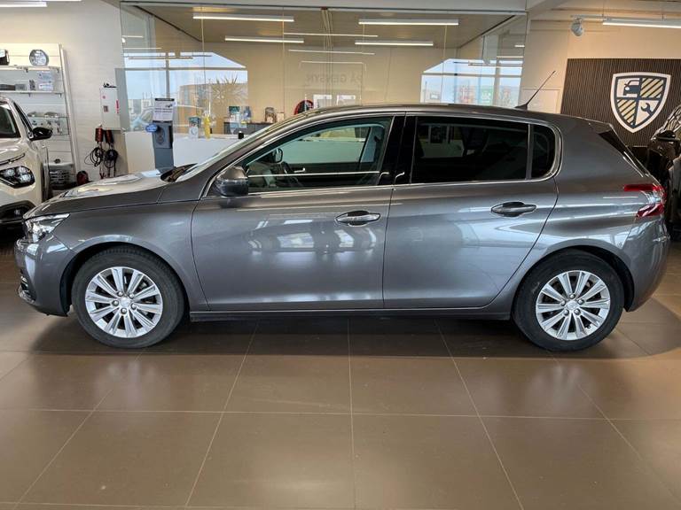 Peugeot 308 1,5 BlueHDi 130 Infinity